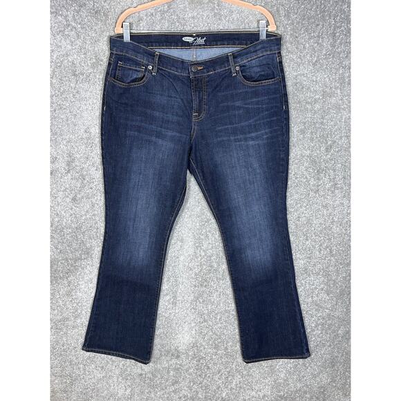 Old Navy The Flirt Bootcut Jeans Womens‎ Size 14 Short Dark Wash Blue Stretch - Picture 1 of 9